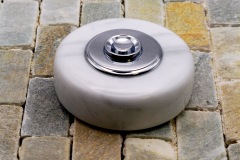 bouton de sonnette marbre blanc et chrome
