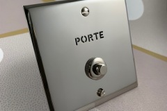Guichet lumineux Arnould Mémoire acier miroir